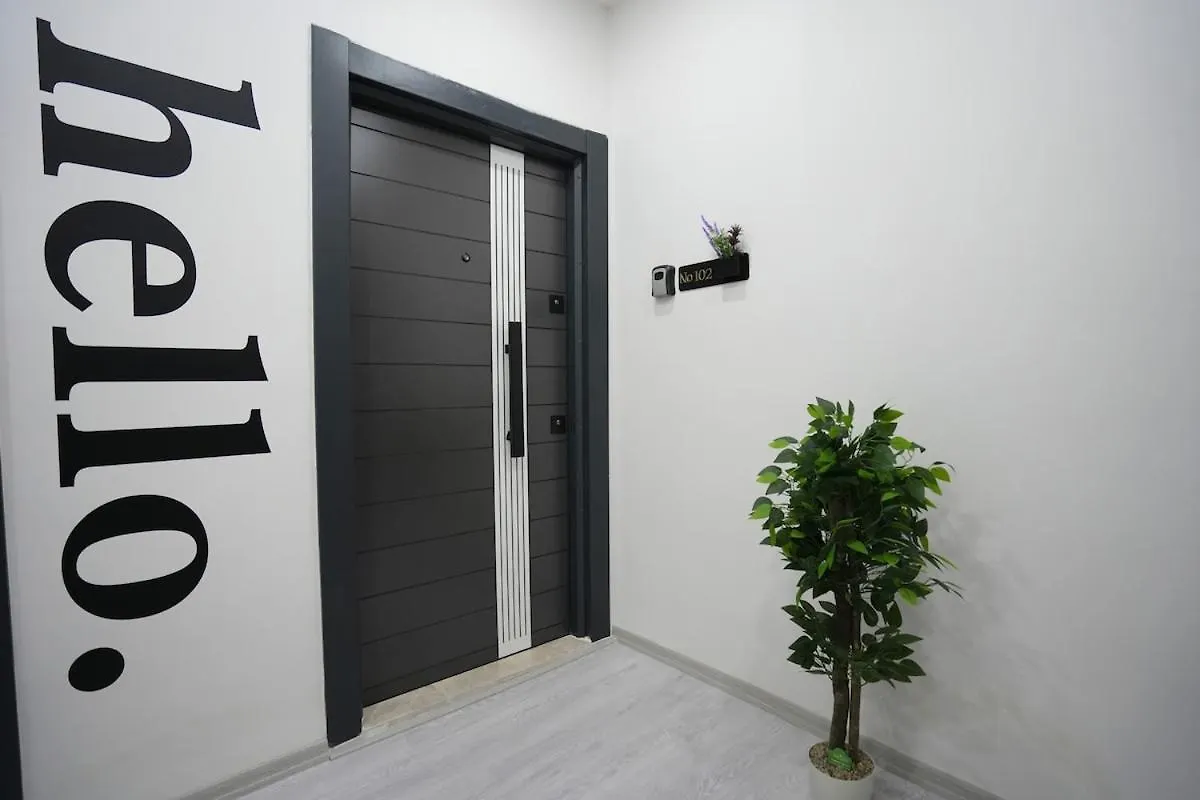 Apartamento 50 Steps To Tram,Central And Stylish Estambul