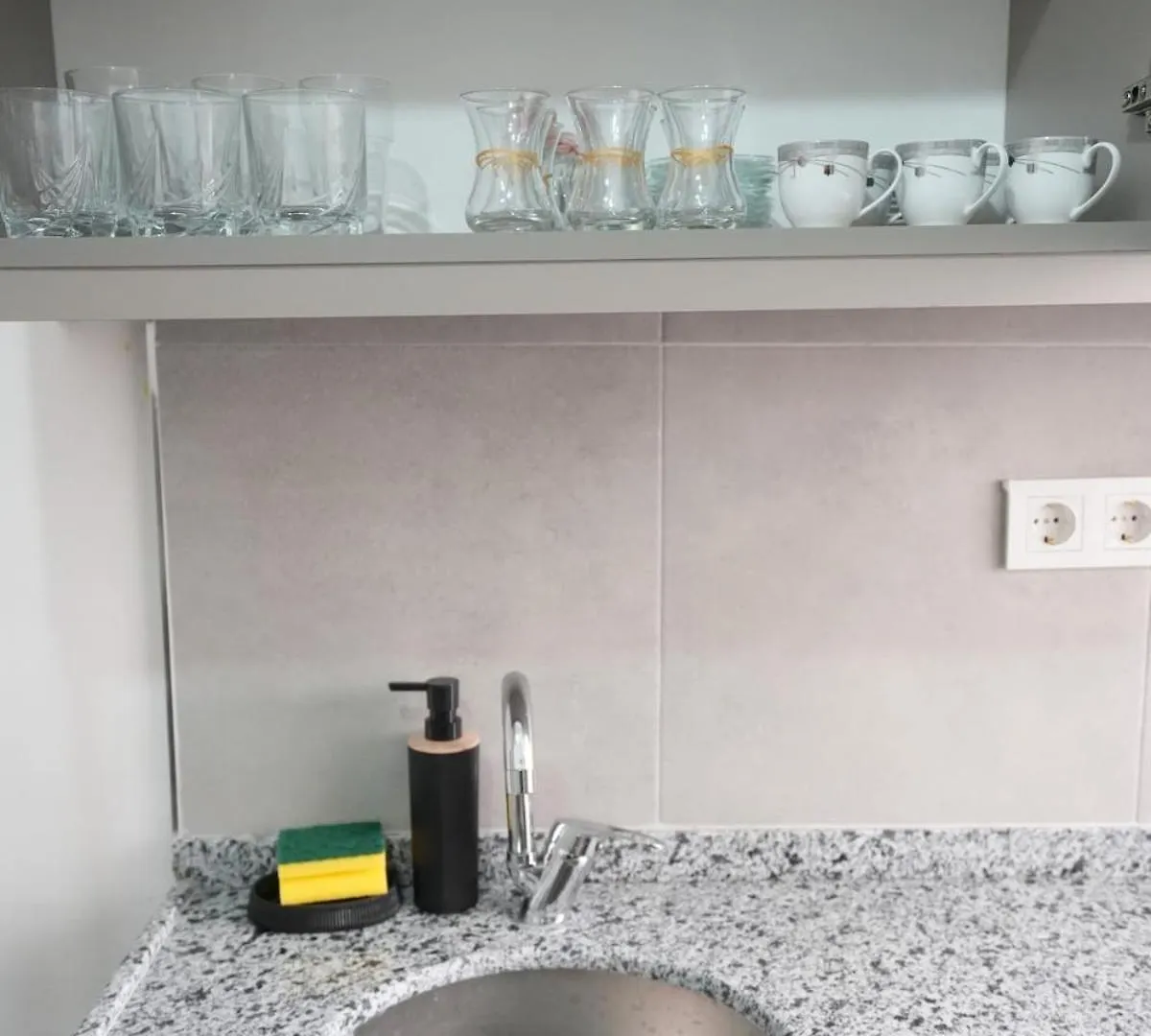 Apartamento 50 Steps To Tram,Central And Stylish Estambul